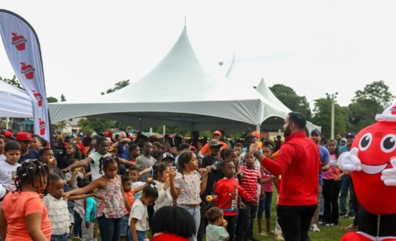 Pelotero Julio Rodríguez busca impulsar el consumo saludable