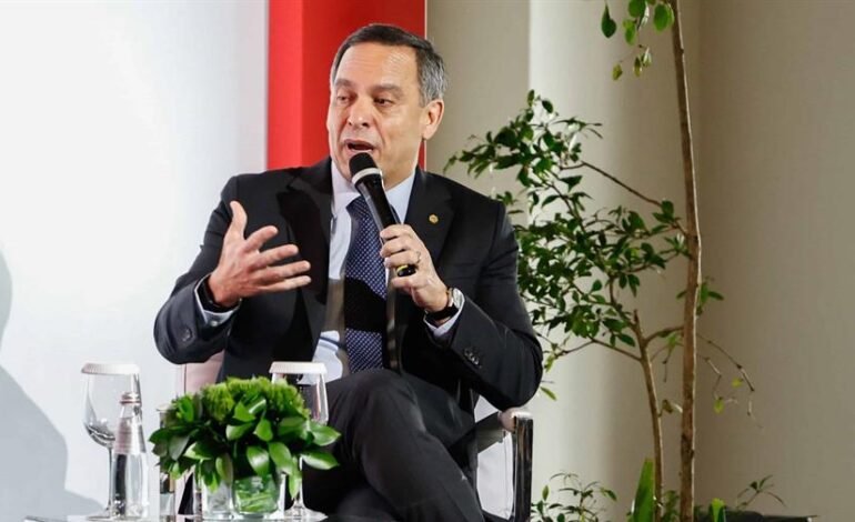 Presidente SCJ exhorta a empresarios a confiar en RD