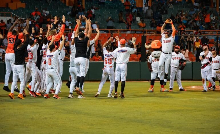 Toros se afianzan segundo lugar clasificación; Aguilas triunfan