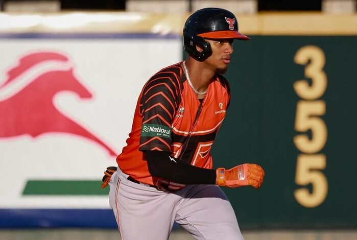 Toros vencen a Gigantes y se ponen a un paso final beisbol