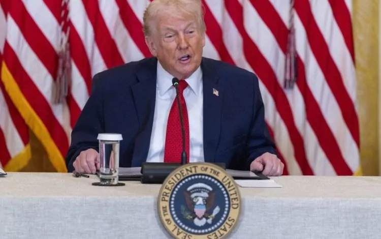 Trump: Llegó la hora de eliminar la amenaza rusa en Groenlandia