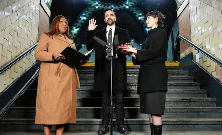 Zohran Mamdani toma posesión como alcalde de Nueva York