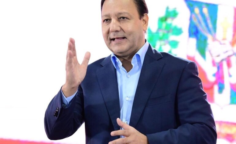 Abel Martínez: “Prefiero la soledad de la coherencia antes que el aplauso de la contradicción”