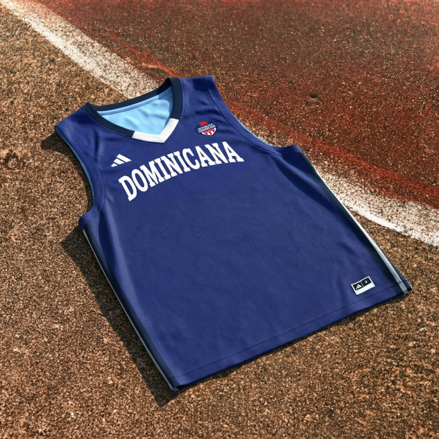 Adidas y Fedombal presentan nueva camiseta selección de RD