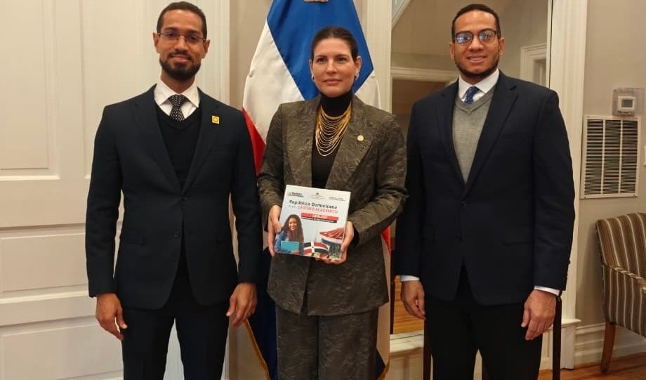 ADOU y embajada RD trazan ruta académica para la diáspora