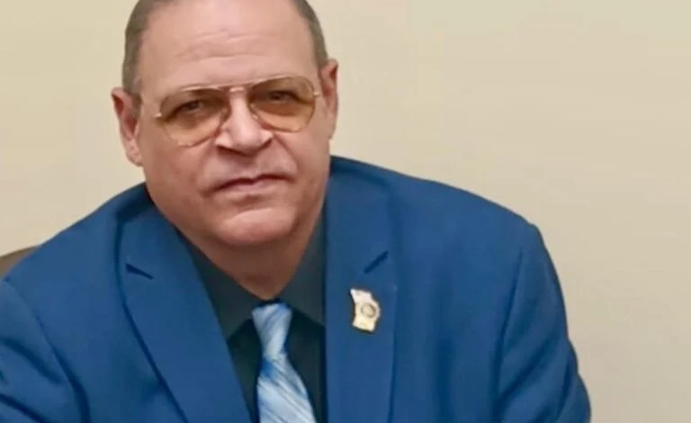 Alianza irresoluta: El desafío de reconstruir la confianza entre gobierno, partido y aliados