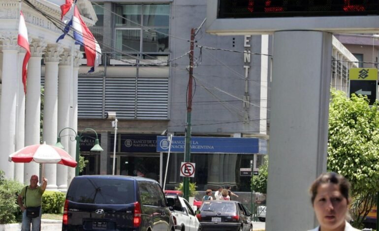 Apagón en Paraguay: en medio de una ola de calor gran parte del país se queda sin electricidad
