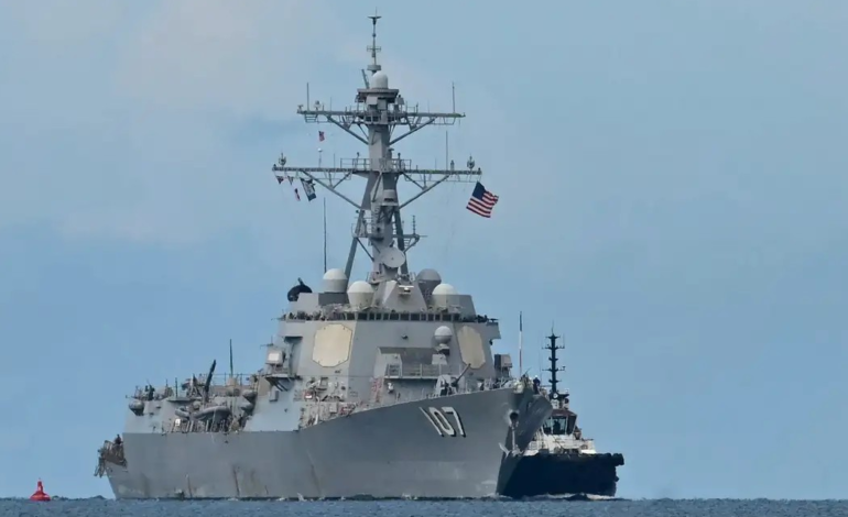 Buques de guerra de EE.UU. arriban a la capital de Haití