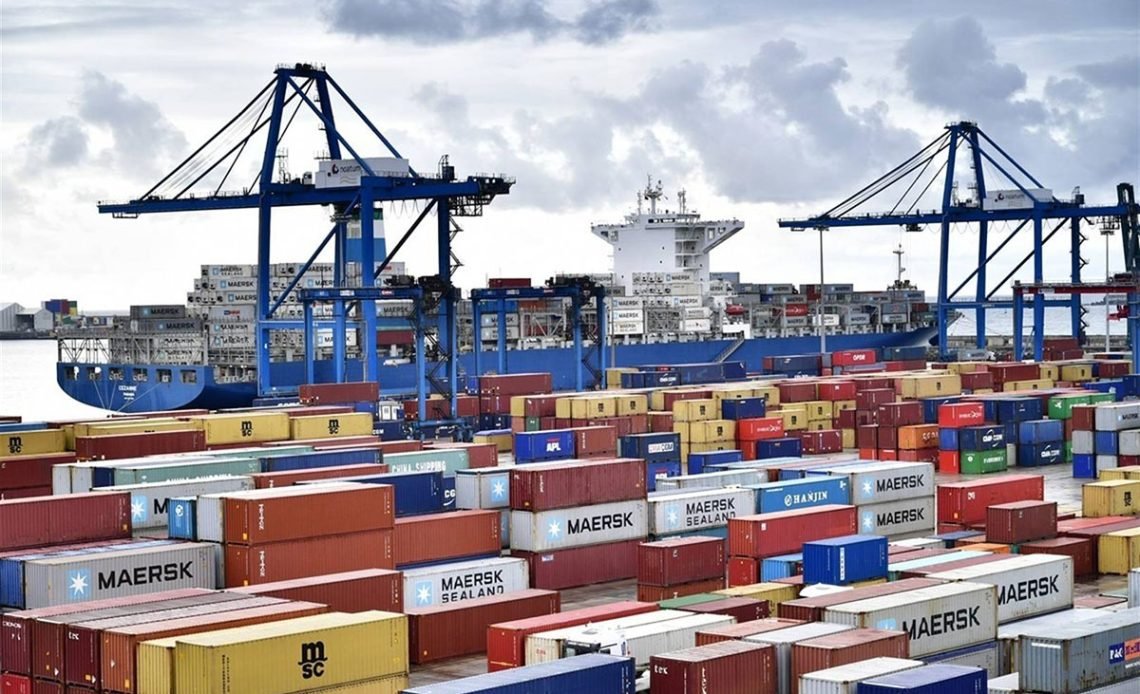 Caen en RD exportaciones de medicinas; aumentan compras