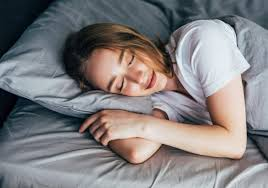 Caminar favorece profundidad y la calidad del sueño