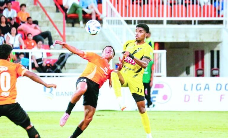 Cibao se impone 1-0 a Moca FC y sigue líder de la LDF 2026
