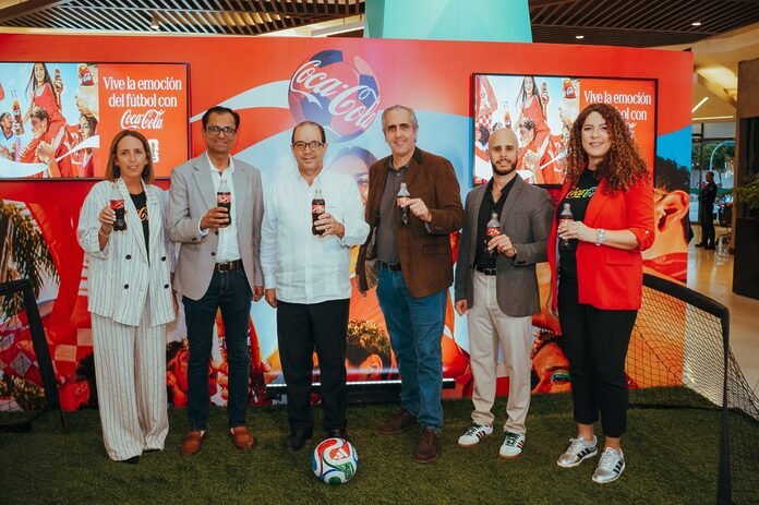 Coca-Cola presenta en República Dominicana su plataforma “Copa Mundial de la FIFA 2026’’