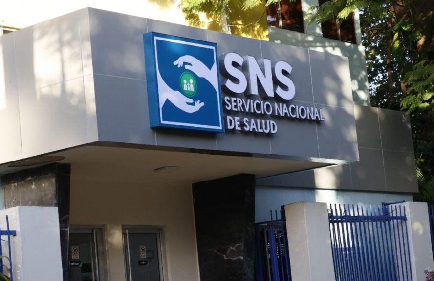 Contrataciones Públicas rechaza sean indebidos procesos en SNS