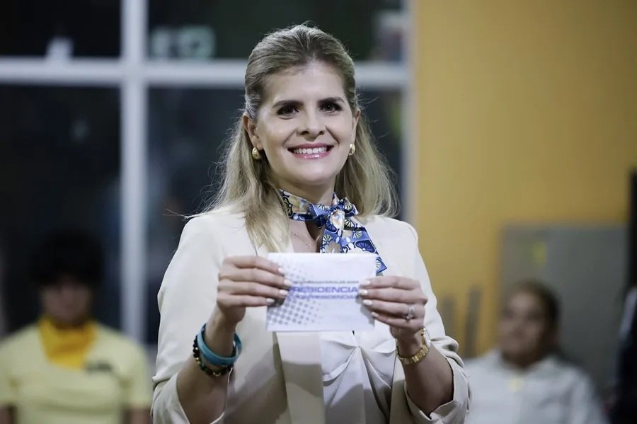 COSTA RICA: Oficialista Laura Fernández gana la Presidencia