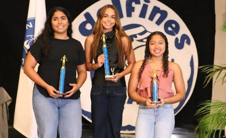 Delfines del Naco premia a los mejores atletas del año 2025