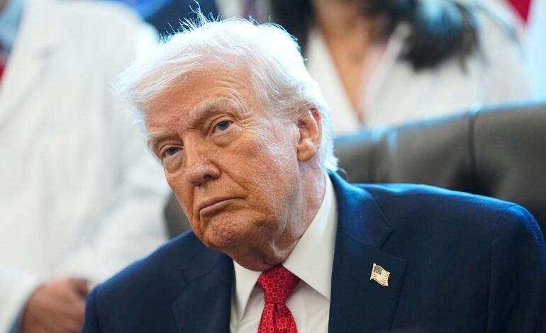 Dice podría optar por una toma de control «amistosa de Cuba»