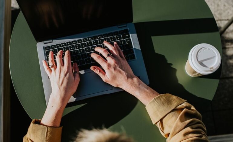 Diputados aprueban reducción de la jornada laboral a 40 horas en México, aunque con un solo día de descanso