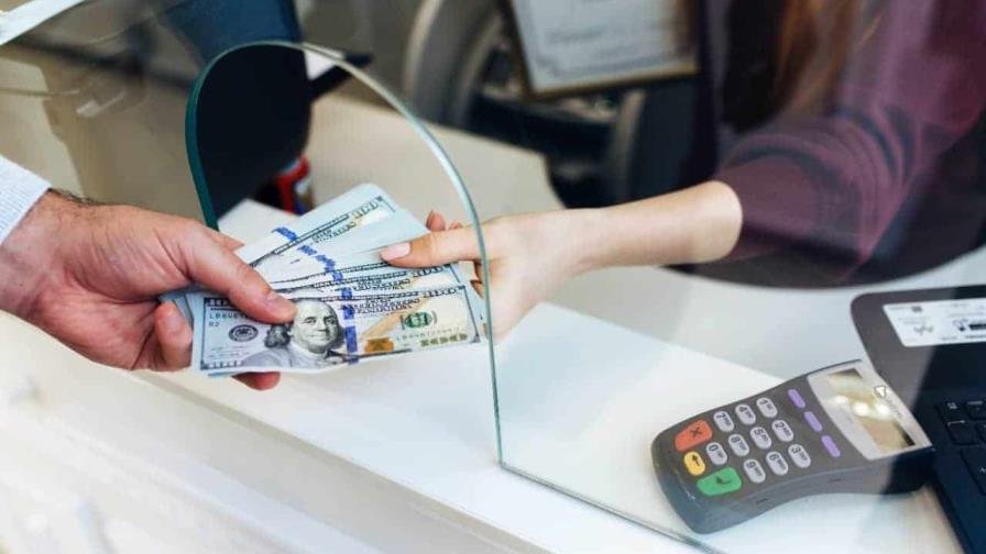 Dominicana recibió US$982.8 millones en enero en remesas