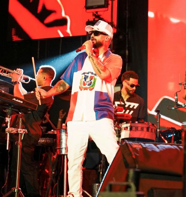 Don Miguelo y El Sujeto hacen vibrar público Carnaval Vegano imagen