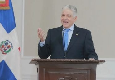 Eduardo Estrella destaca valores de DxC en su 16 aniversario