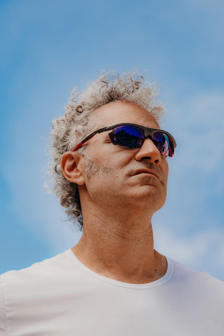 El CEO de Palantir publicó un video para calmar a sus empleados por su vínculo con ICE. No salió bien