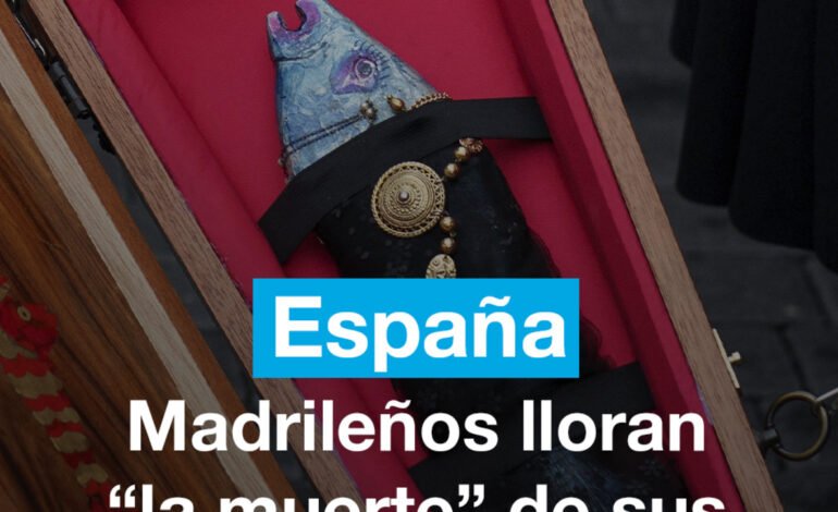 España: madrileños lloran «la muerte» de sus barrios en el entierro de la sardina