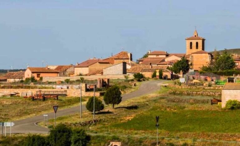 Este pueblo de España estaría ofreciendo casa gratis y empleo para frenar la despoblación