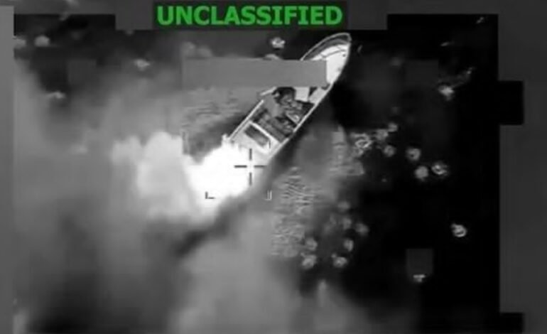 EU ataca lancha: 2 muertos y un sobreviviente; son ya 40 ataques