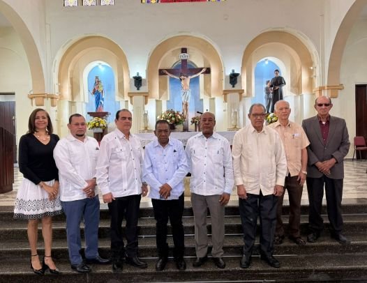 Ferreteros temen desaparecer por competencia tiendas chinas