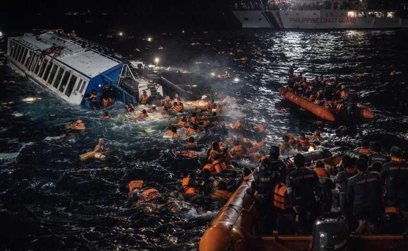 FILIPINAS: Ascienden a 40 los muertos por naufragio de ferry