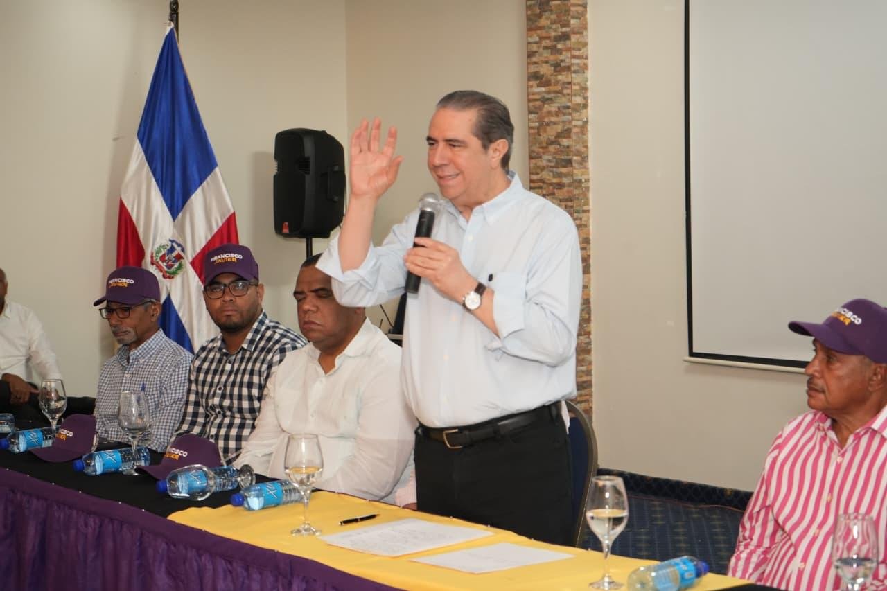 Francisco Javier critica gestión «improvisada» PRM en 5 años