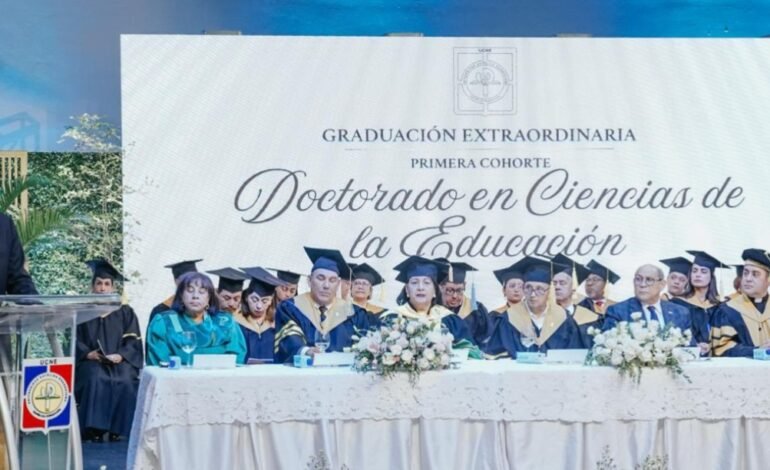 Gradúan los primeros doctores en Ciencias de la Educación RD