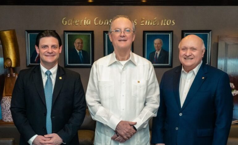 Grullón Hernández designado vicepresidente Grupo Popular