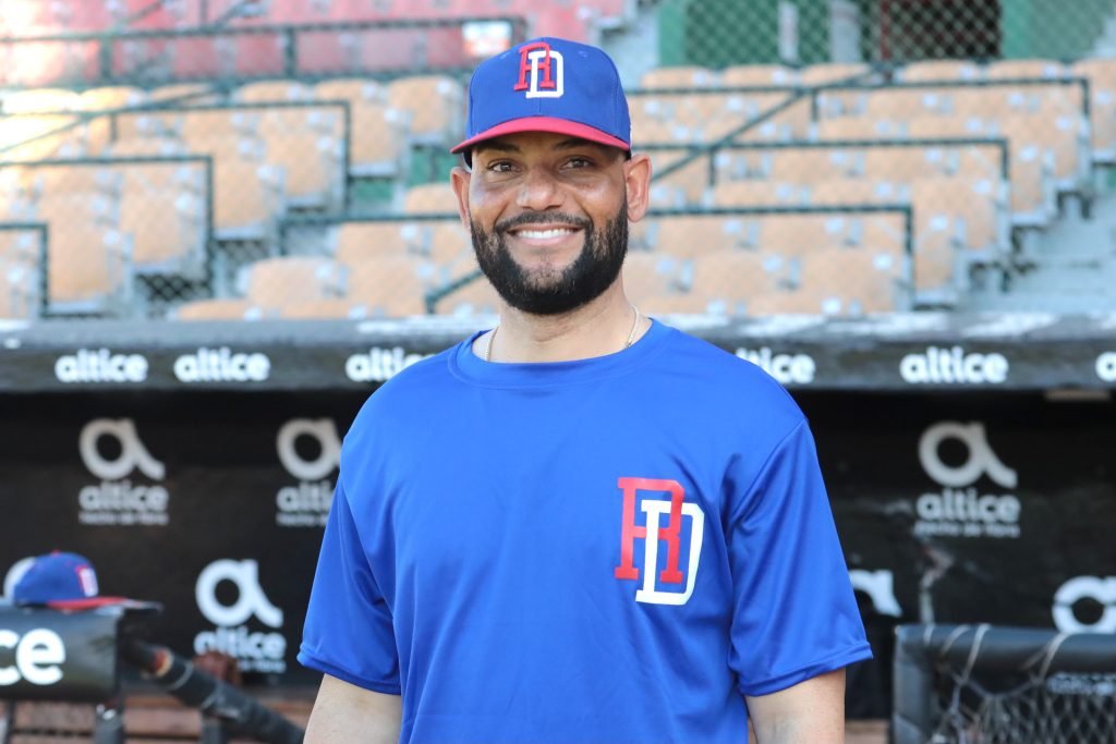 Héctor Borg dirigirá a Estrellas para la próxima temporada