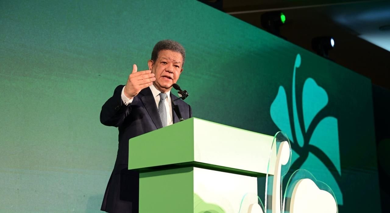 Video: Leonel acusa al PRM de quebrar a los productores locales y advierte: “Esta vez o jugamos todos o se rompe la baraja