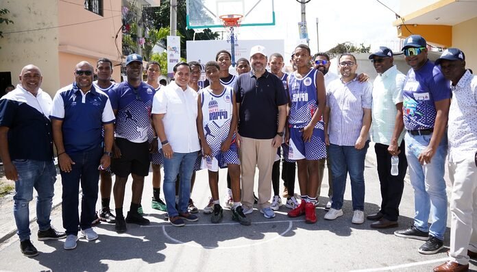 INEFI lleva deporte, salud y esperanza a Madre Vieja Norte con jornada “INEFI con el Barrio”