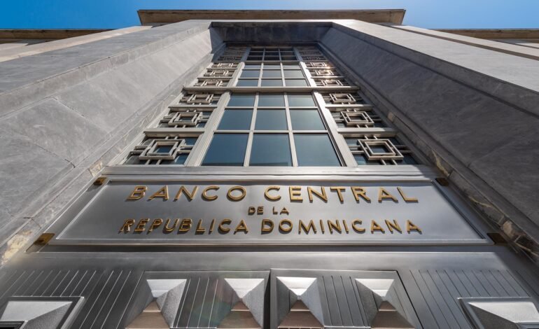 Inversión extranjera 2025 llegó a 5,032 millones de dólares