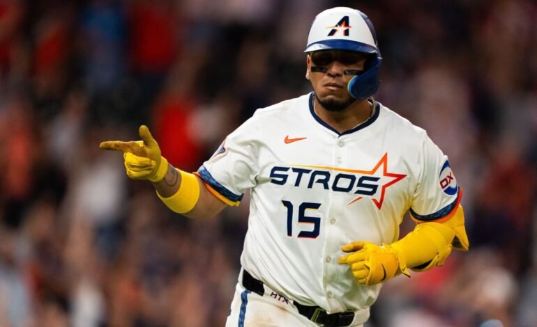Isaac Paredes y Astros pactan por US$9.35 millones y un año