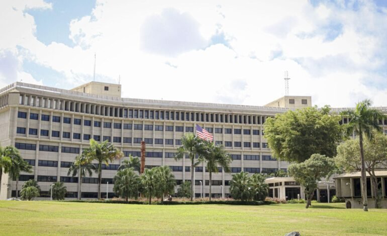 Jueza prohíbe traslado de dominicano fuera de P. Rico