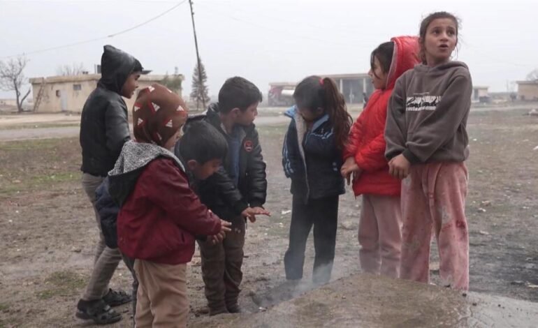 La crisis humanitaria en el norte de Siria mantiene a los refugiados kurdos atrapados