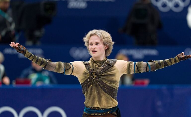 La historia detrás del sorprendente salto del patinador sobre hielo Ilia Malinin