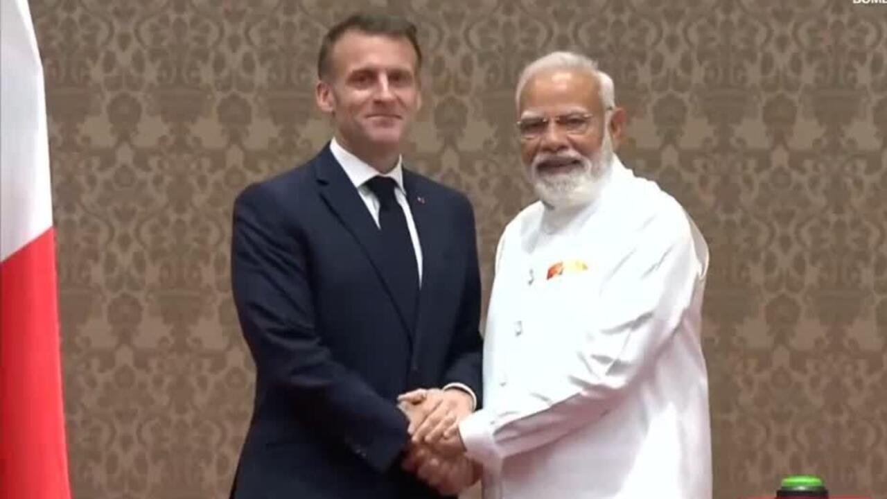 Macron se reúne con Modi en India para discutir acuerdo de defensa y tecnología