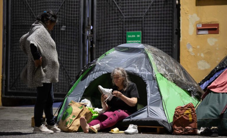 Más de 200 presos se declaran en huelga de hambre en Venezuela por exclusiones en amnistía