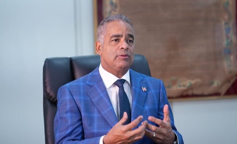 Ministro Joel Santos destaca respetar contratos de la Barrick