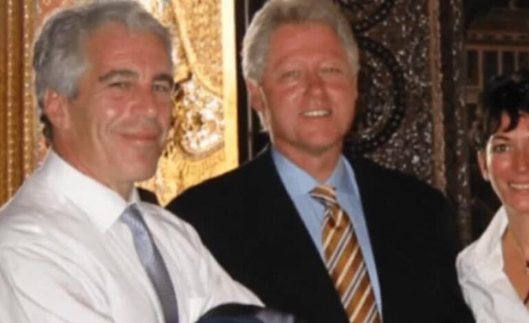 «No vi nada ni hice nada malo»: Bill Clinton se desvincula de Epstein ante comité del Congreso