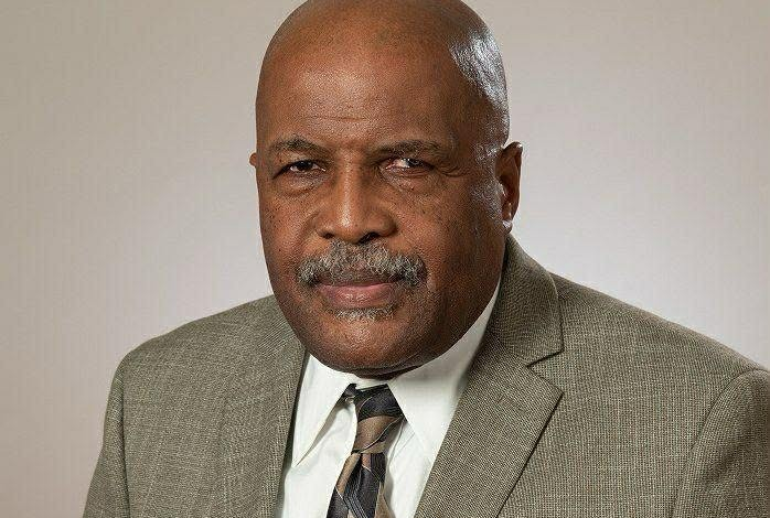 NY: Mujeres en Dinámica reconoce neurólogo dominicano