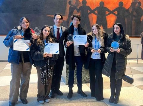 NY: Reconocen a 7 estudiantes del Puntacana International School