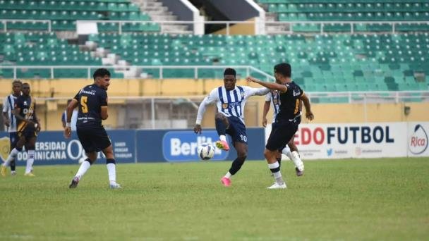 Pantoja derrota a la OYM en la Liga Profesional de Fútbol 2026