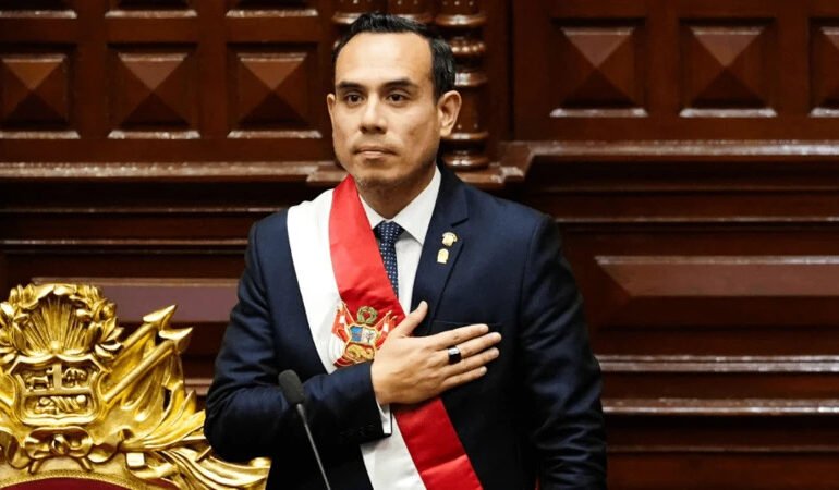 PERU: Congreso destituye al presidente interino José Jerí