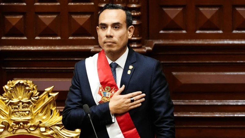 PERU: Congreso destituye al presidente interino José Jerí